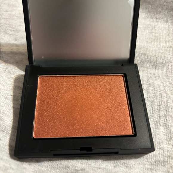 NARS Orgasm Rush Blush - Picture 3 of 6